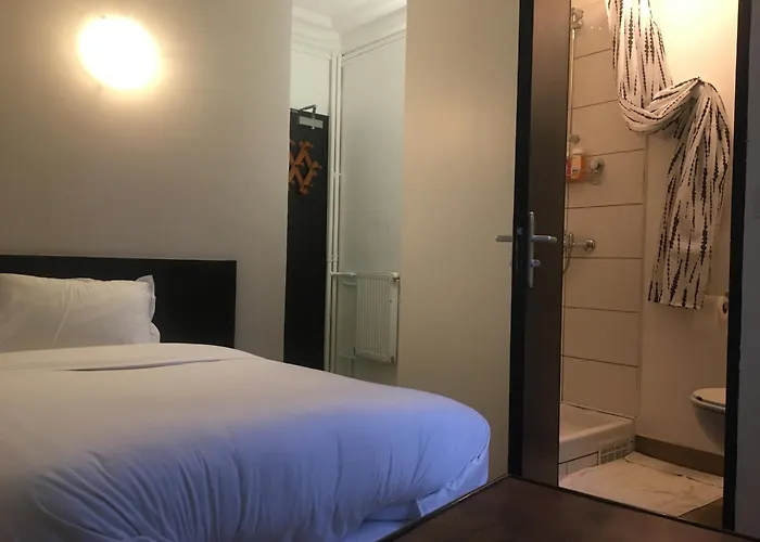 Le Saint OuenHotel Parigi